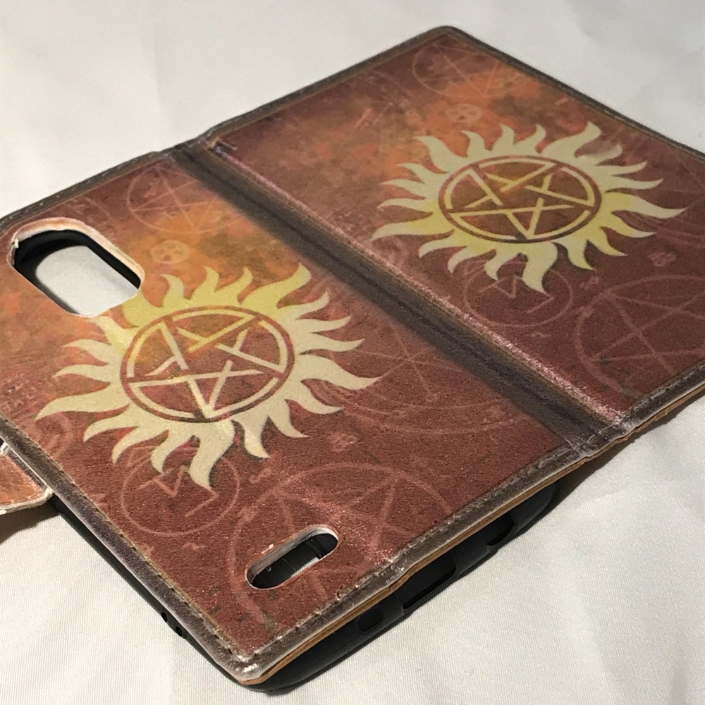 LG  Supernatural phone case